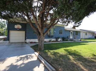 1424 Warren Ave, Sheridan, WY 82801