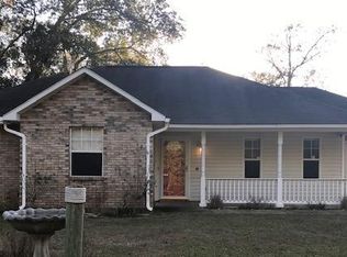 1017 Magnolia St, Ocean Springs, MS 39564