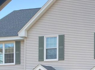 684 Main St, Woburn, MA 01801