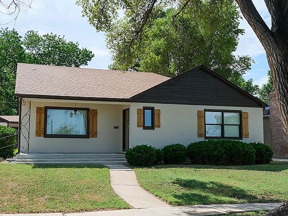 Front of house from street.