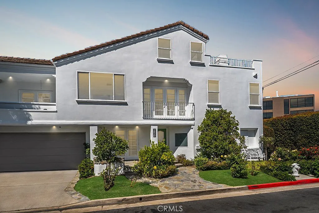 3 bed, 3.5 bath, 1600 sqft, $8,000 — Photo 2