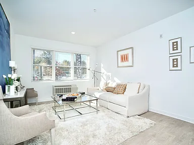 Avenel Holdings Edgertond — photo 9