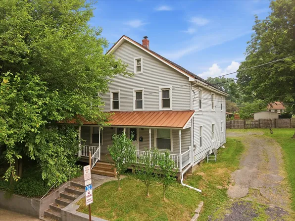 66 Penn St, East Stroudsburg, PA 18301