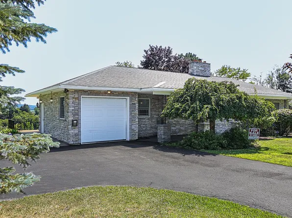 27 Highland Rd, Amsterdam, NY 12010