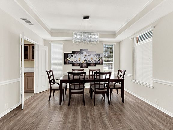 5th image of 2712 Wickham Ct