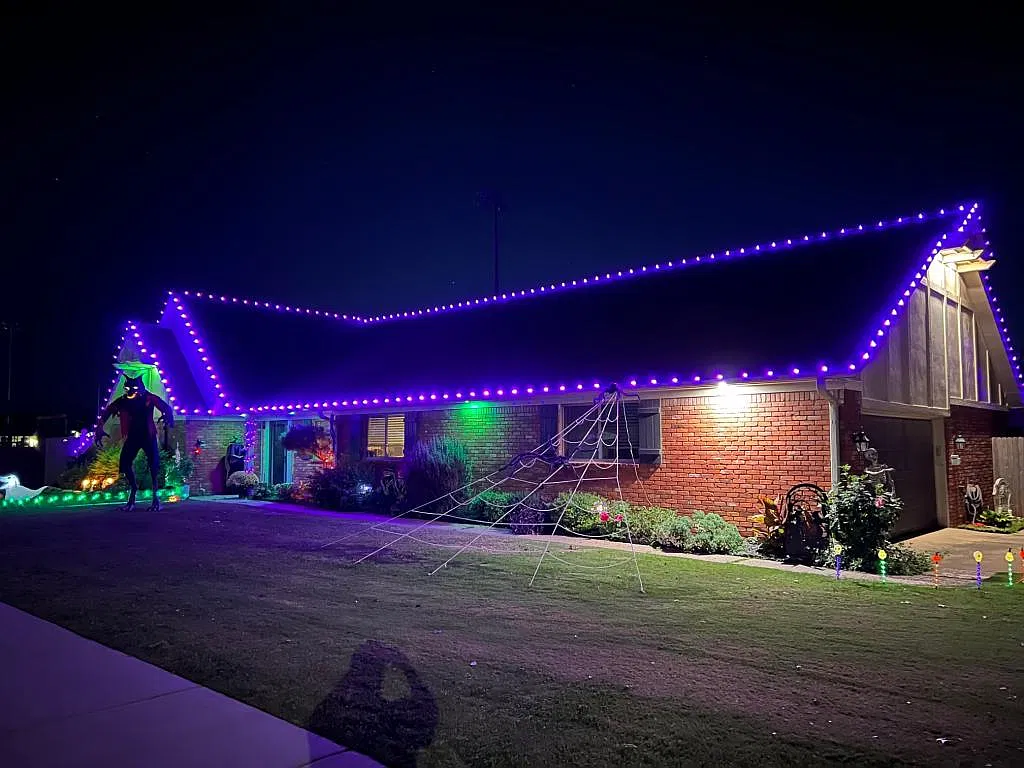 1415 N Sioux Ave — Photo 2