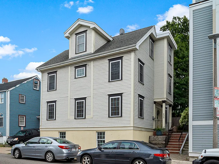 405 E 3rd St #2 — Photo 18