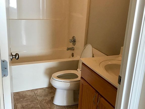 3rd image of 219 Netherton Ln #103