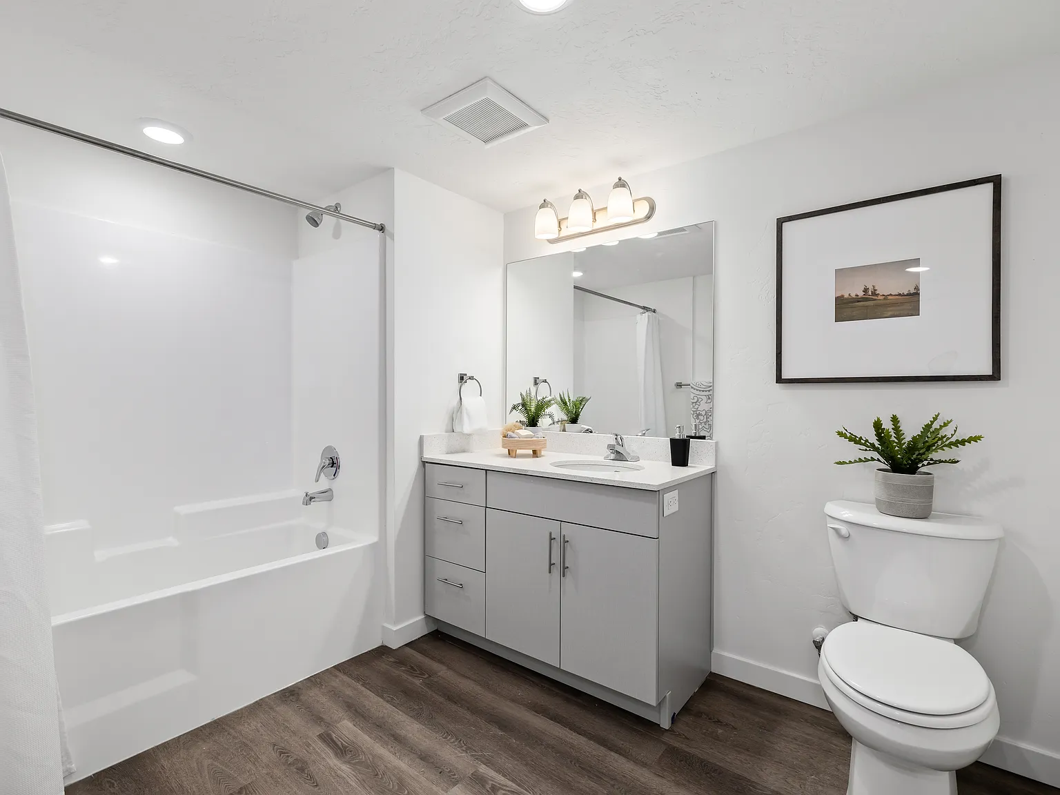 Falcons Landing Apartments — Photo 4