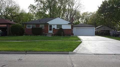 1st image of 27839 Milton Ave
