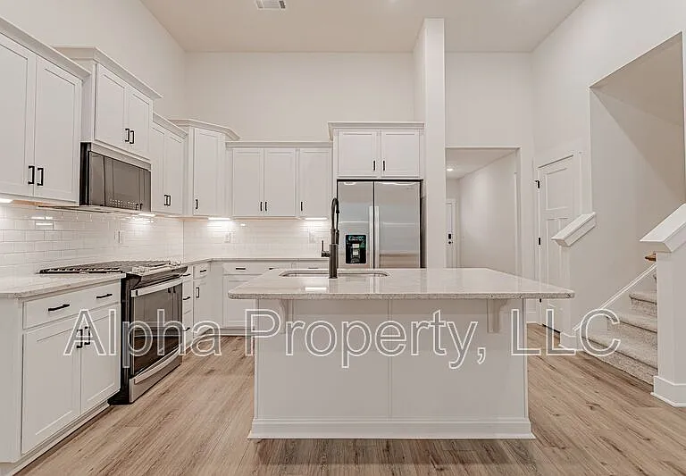 1554 Shallons Ct — Photo 11