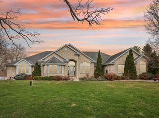 5101 Riverside Rd, Waterford, WI 53185