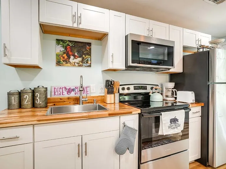 68 Skunk Hollow Ln #B — Photo 21