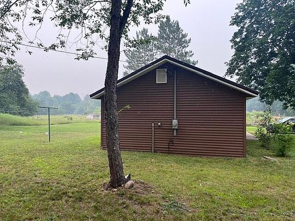 3rd image of 155 Skocelas Rd N