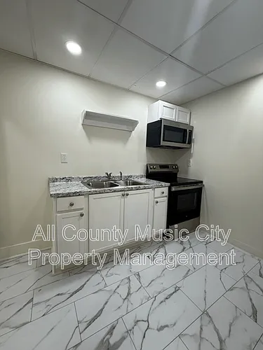 105 Bonnabrook Dr Photo 1