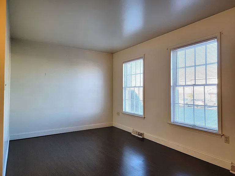 1513 Lincoln Heights Ave — Photo 4