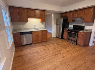 35 Hugh St #1, West Hartford, CT 06119