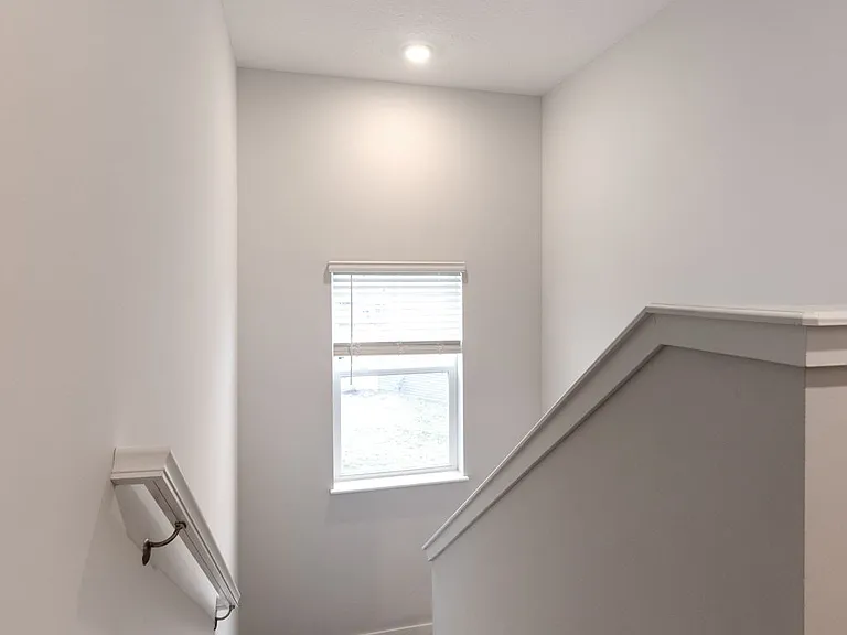 5922 Damsel Dr — Photo 10