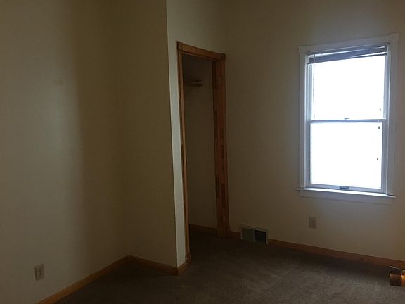 3rd image of 126 Bidwell Pkwy APT 7