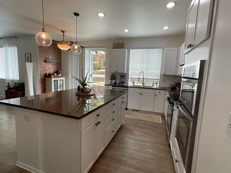7202 Perry Ave SE — Photo 6