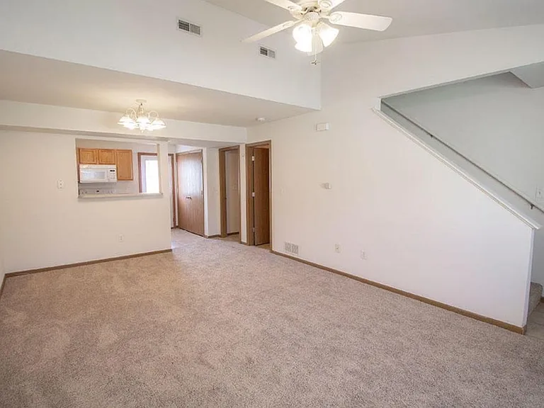 1507 Greensboro Dr #1507 — Photo 3