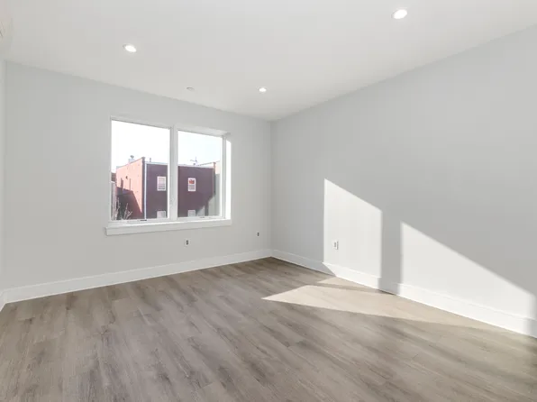 33-64 11th Street image 15 of 24