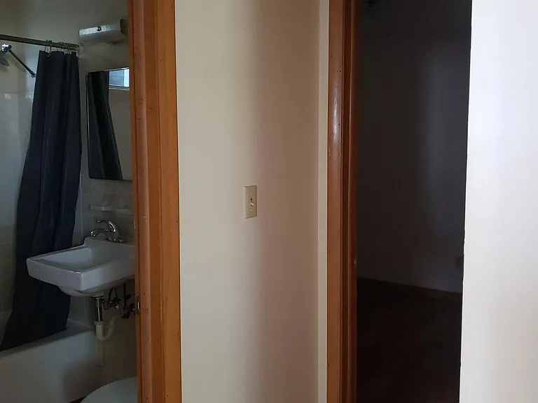 914 Louisiana St #D — Photo 10
