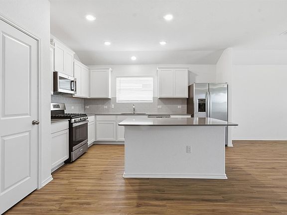 5th image of 10525 Steinbeck Dr
