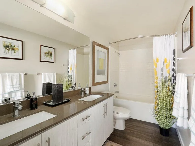 Plan B2 | Dual Sink Luxury