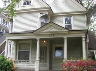 352 4th St, Elyria, OH 44035