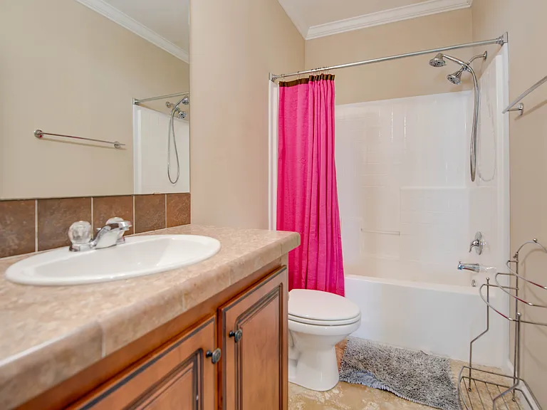 23 Emerald Dr — Photo 12