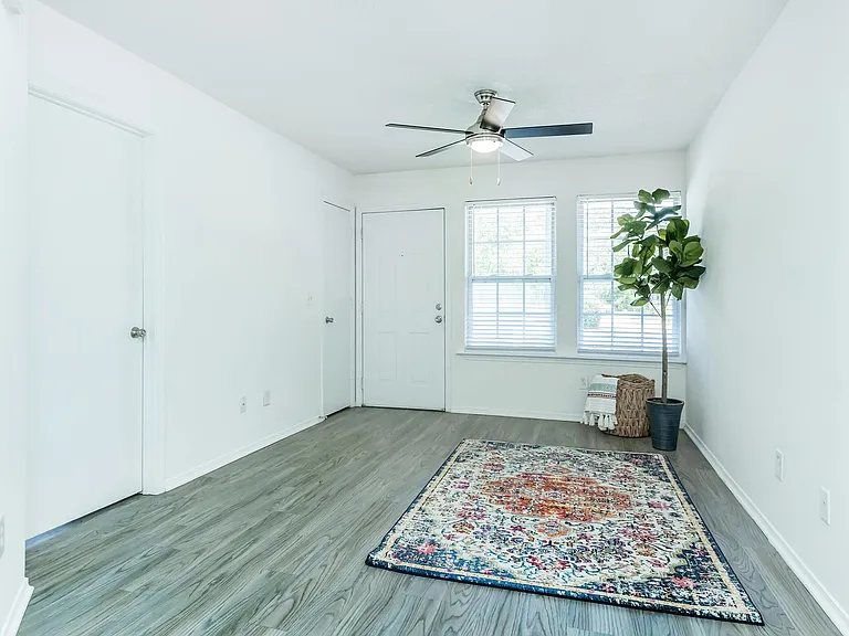 SPACIOUS FLOOR PLANS AT HAMPSTEAD PLACE APARTMENTS FOR RENT