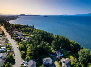 6210 Icarus Dr, Nanaimo, BC V9V1B8