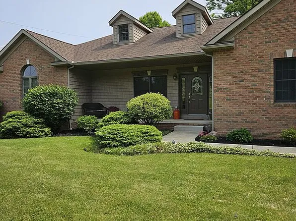 5714 Portage St NW, Canton, OH 44720