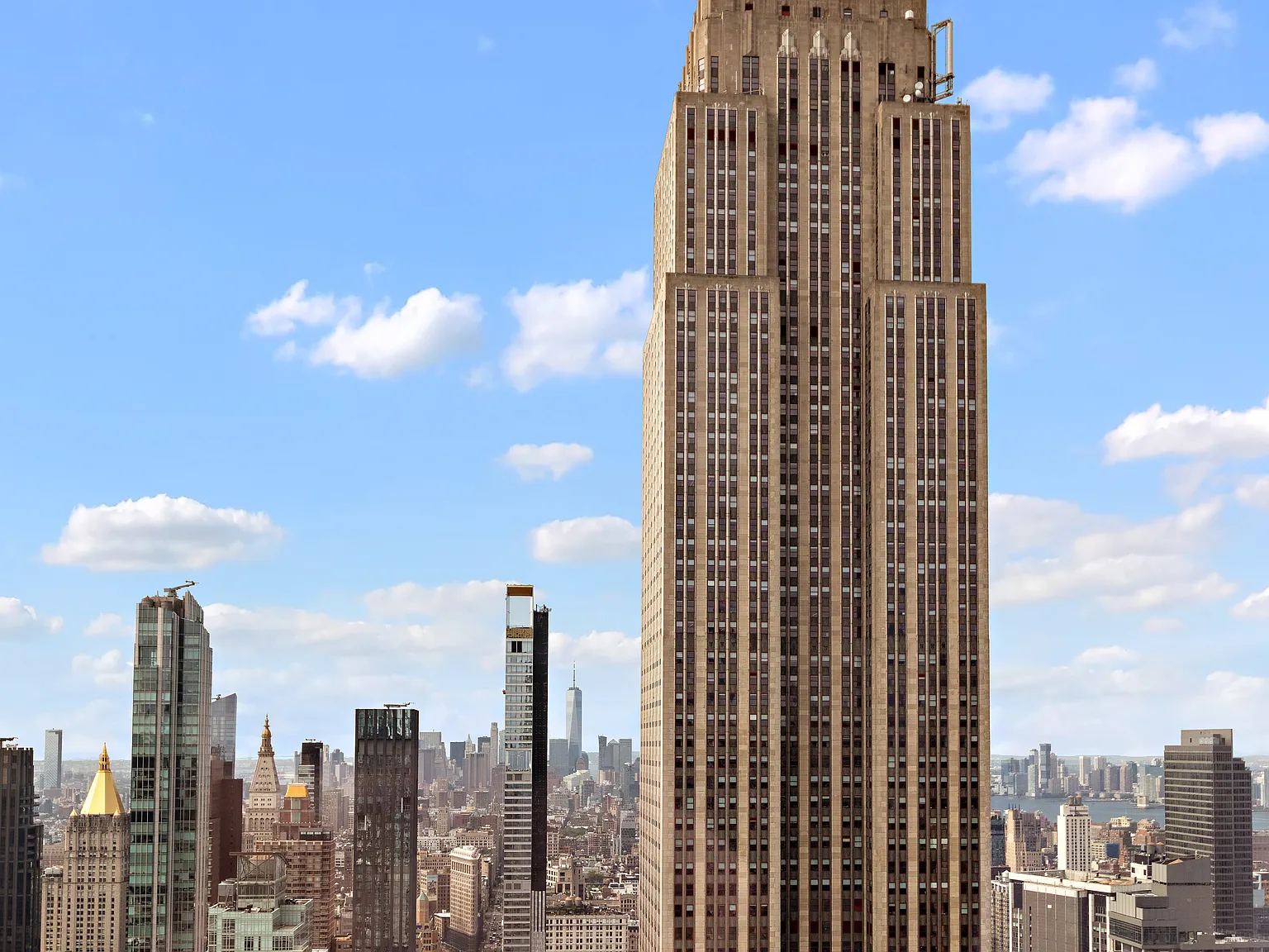 400 Fifth Avenue — Photo 4