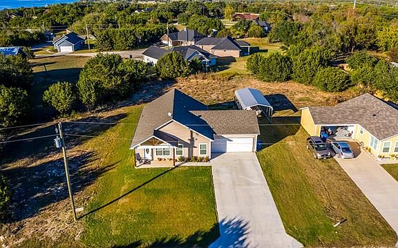2nd image of 2607 Christine Dr