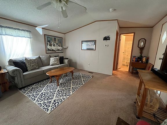 4th image of 5140 Tamarack Dr