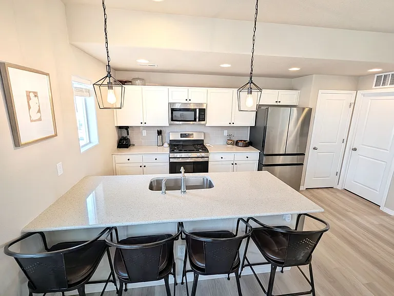 7443 Gorgeted Quail Grv — Photo 13