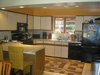 4th image of 2070 Kirkwood Ave