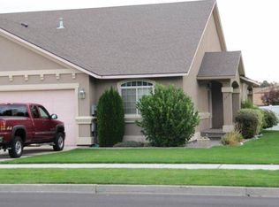 2030 Greenbrook Blvd, Richland, WA 99352
