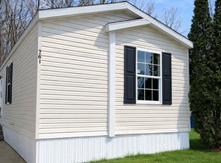 261 Oak Lawn Dr, Battle Creek, MI 49037