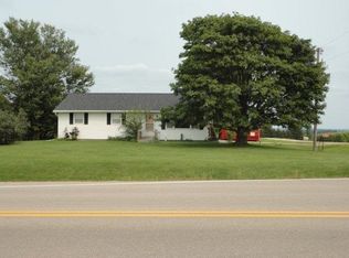 5294 Hudson Hollow Rd, Lancaster, WI 53813