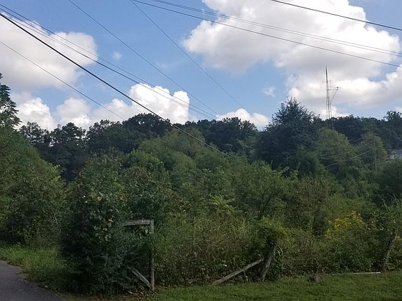4th image of 6820 Pickel Ln