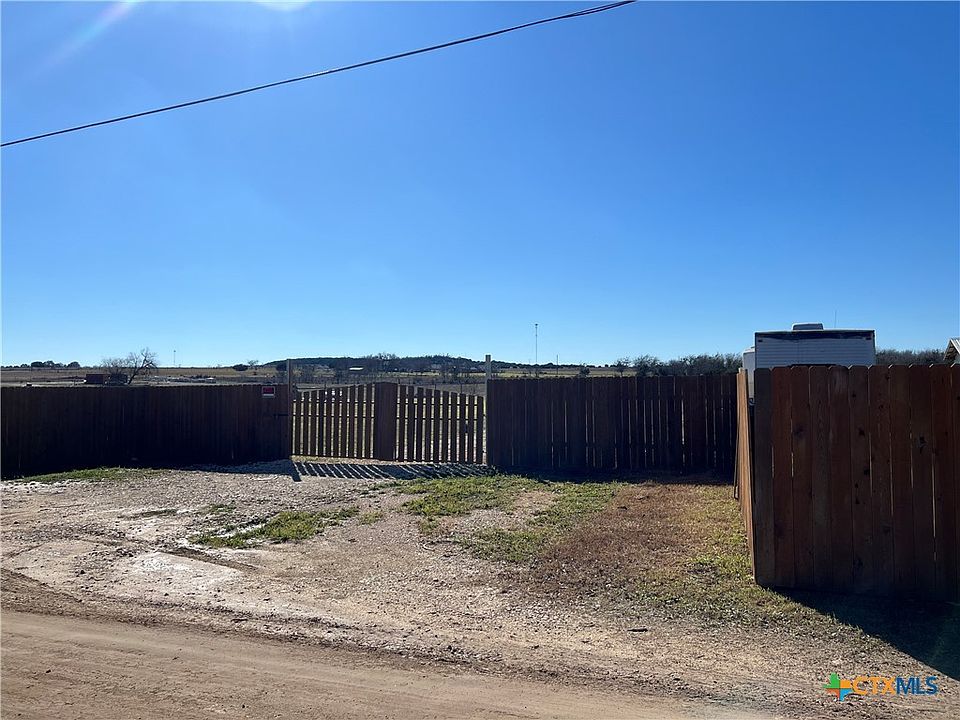1st image of 1300 County Road 217