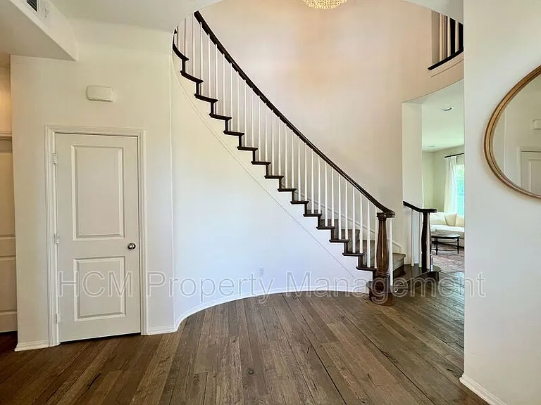 33 Maduro St — Photo 12