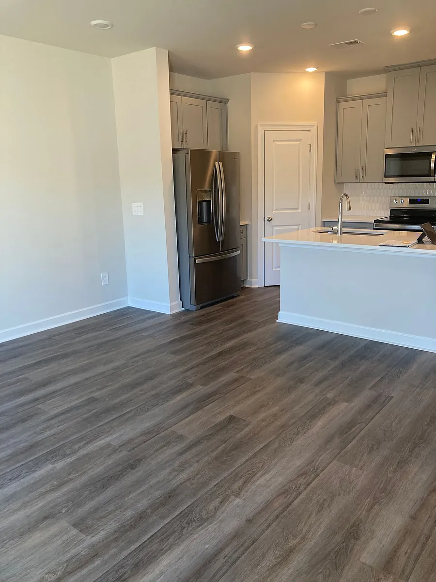 Building Photo - 1756 Braemar Village Dr #1