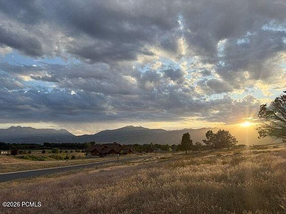 5th image of 108 N Haystack Mountain Dr #Lot 7