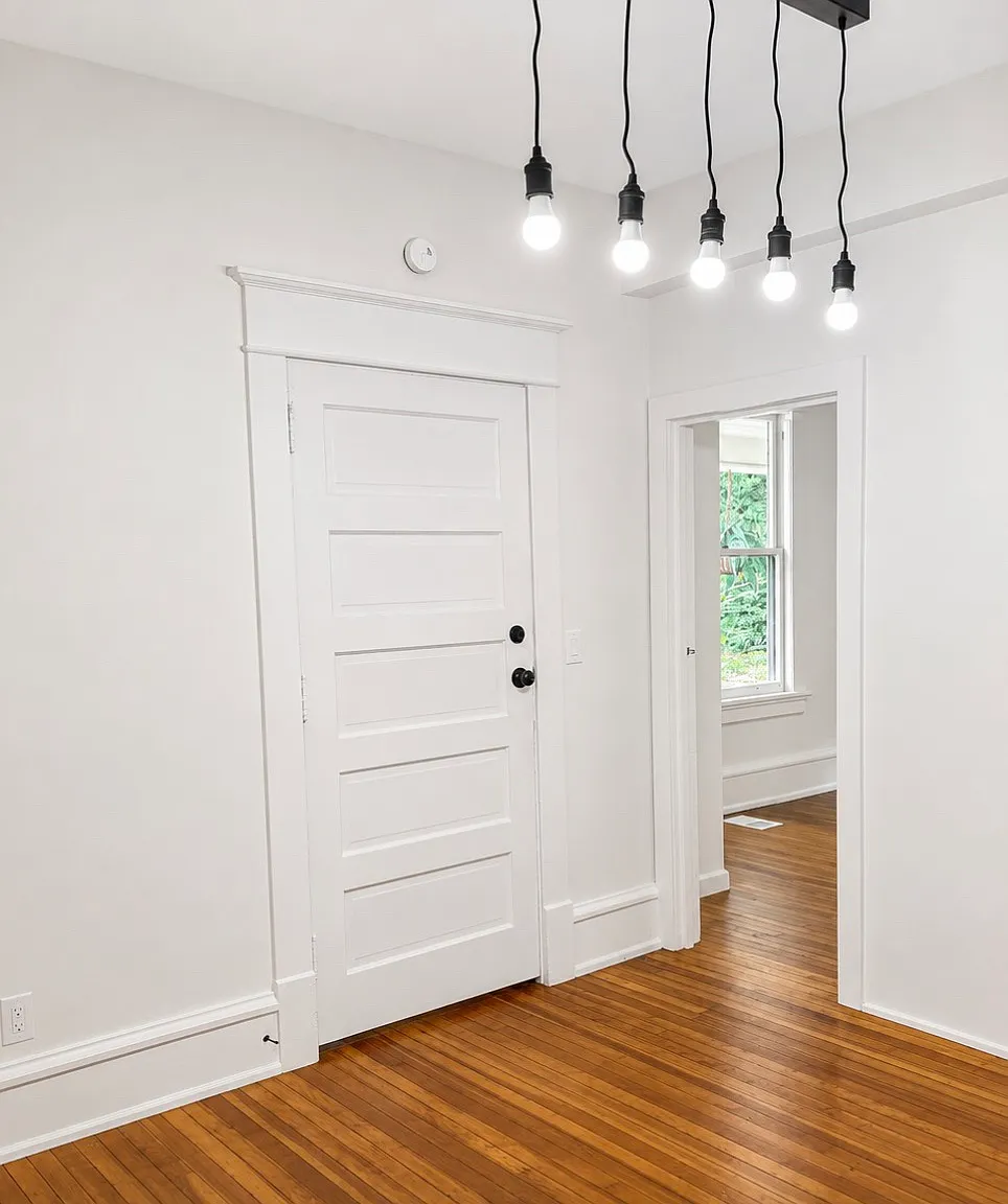 3 bed, 1100 sqft, $1,600 — Photo 3