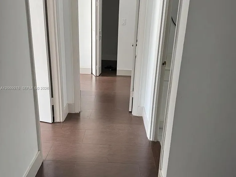 150 Ocean Lane Dr #6F — Photo 4