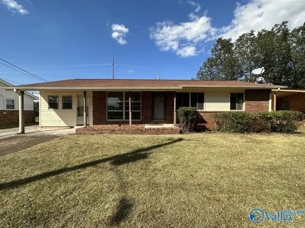 2903 Bayless Dr SW, Huntsville, AL 35805